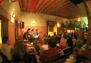 Concierto en la tetería